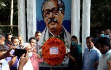 হোমনায় আওয়ামীলীগের প্রতিষ্ঠা বার্ষিকী পালিত বঙ্গবন্ধুর প্রতি এমপির শ্রদ্ধা