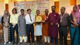 সাংবাদিকতা ও সমাজসেবায় বিশেষ অবদান রাখায় শহীদ উল্লাহ মিয়াজীকে সম্মাননা প্রদান