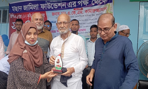 নাঙ্গলকোটে কৃতি শিক্ষার্থী ও গুণীজন সংবর্ধনা