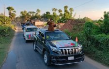 নাঙ্গলকোট ও লালমাই উপজেলায় বিএনপির মনোনয়ন বঞ্চিত নজির আহমেদ ভূঁইয়ার মোটর শোভাযাত্রা
