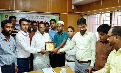 নাঙ্গলকোটে স্বাস্থ্য ও পরিবার পরিকল্পনা বিভাগের কর্মকর্তা ও কর্মচারীদের সাথে এমপি’র মতবিনিময়