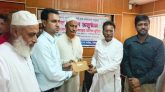 নাঙ্গলকোটে বেসরকারি এতিমখানা সমূহে চেক বিতরণ